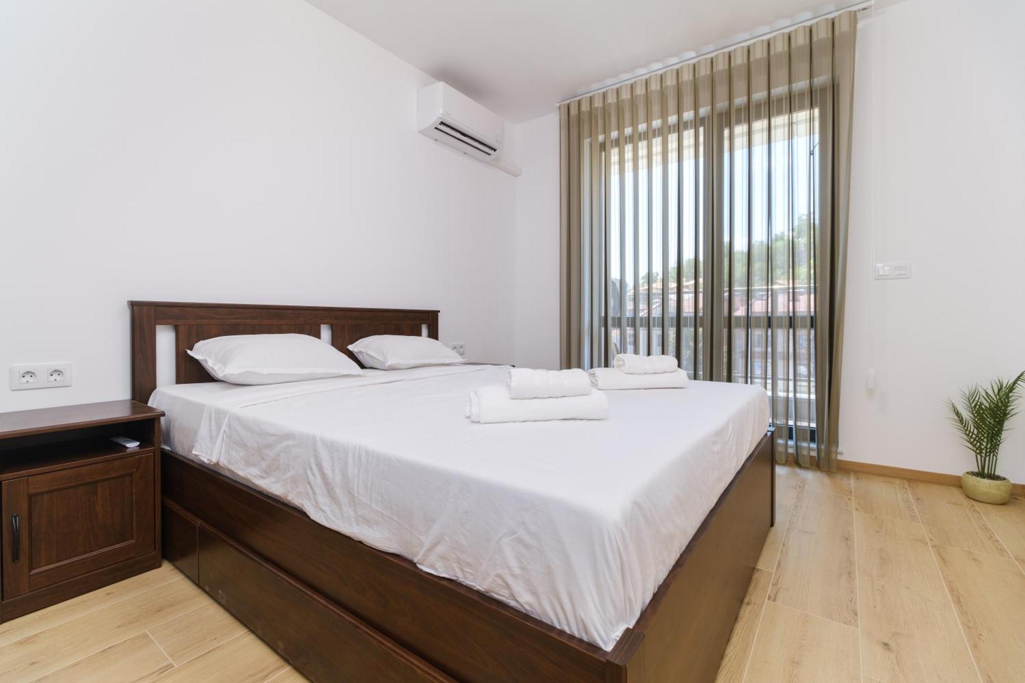 Modern 1-Bedroom Apartment With Free Parking Plovdiv Exterior photo